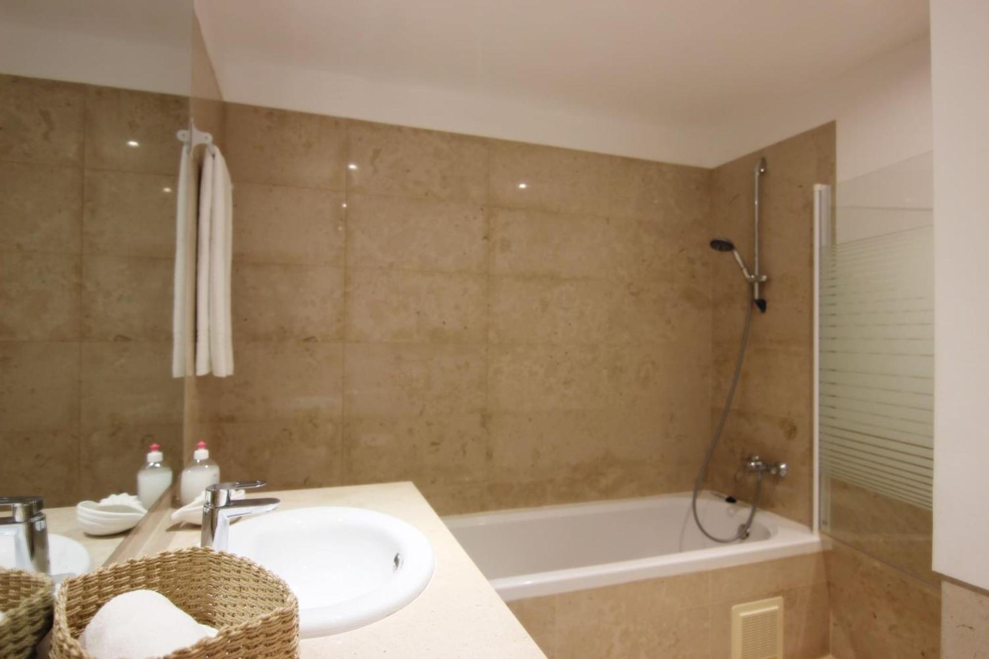 Residences Golf Club Apartment กัวเตย์รา ภายนอก รูปภาพ